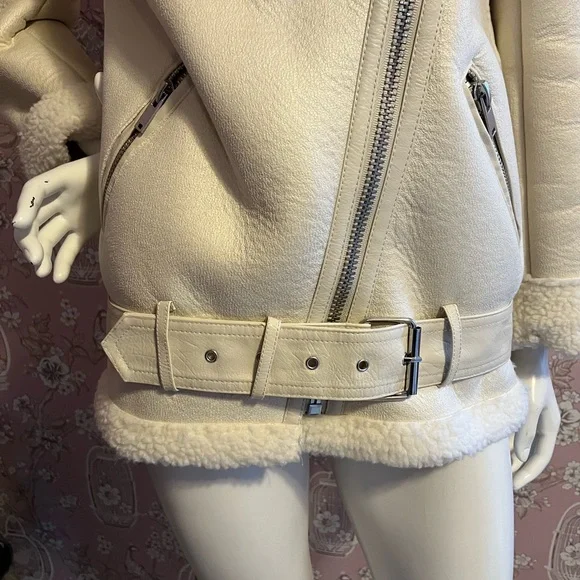 NWOT Zara winter white fur lined biker jacket. - Picture 10 of 11